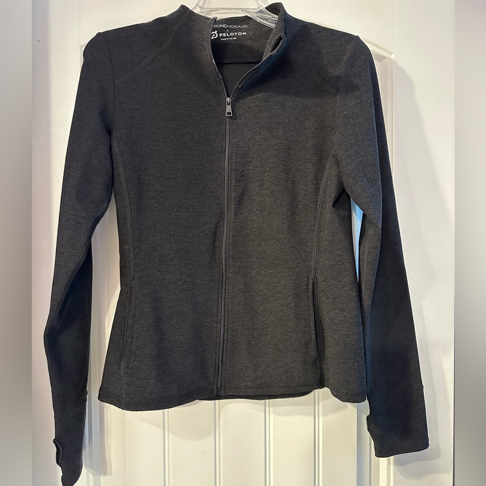 Beyond Yoga x Peloton Jacket Size M